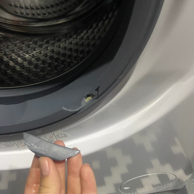 Altus Çamaşır Makinesinin Lastiği Yırtıldı, Garanti Kapsamında Onarım Talebi