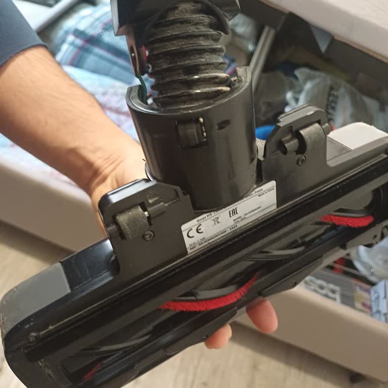 Tefal Süpürge Başlığının Garanti Dışı Olması Ve 4000 TL Ücret Talebi