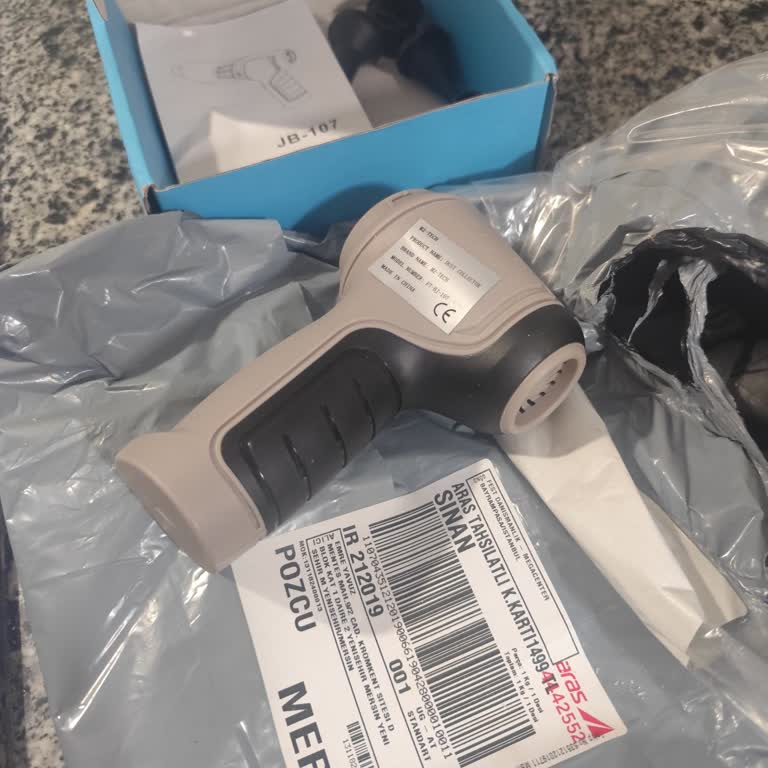 Yanıltıcı Reklam Ve Zayıf Çekişli Süpürge İçin İade Ve İnceleme Talebi