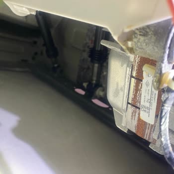 Arçelik Çamaşır Makinemde Hatalı Montaj Nedeniyle Su Sızıntısı Ve Tam Değişim İsteği