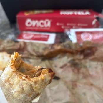 Öncü Döner Tavuk Dönerde Kıl Çıkması Hijyen İhlali Ve Güven Sarsıntısı