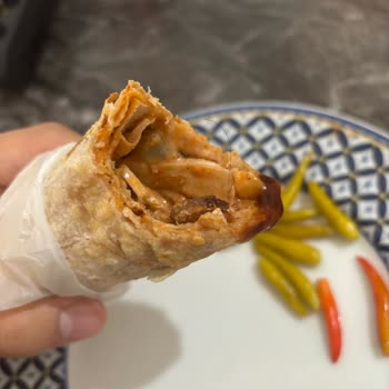 Öncü Döner Tavuk Dönerde Kıl Çıkması Hijyen İhlali Ve Güven Sarsıntısı