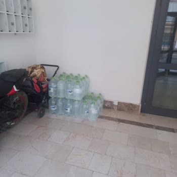 Kapıcı M*****’in Yetkisiz Su Satışı İşime Zarar Veriyor