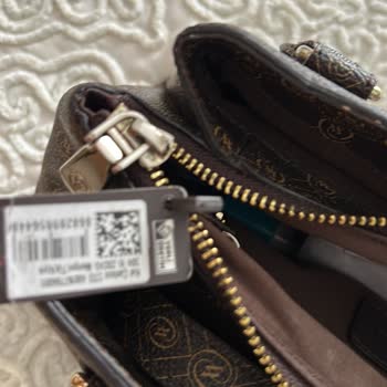 Vakko Monogram Kol Çantasının Renk Atması Ve Değişim Talebi