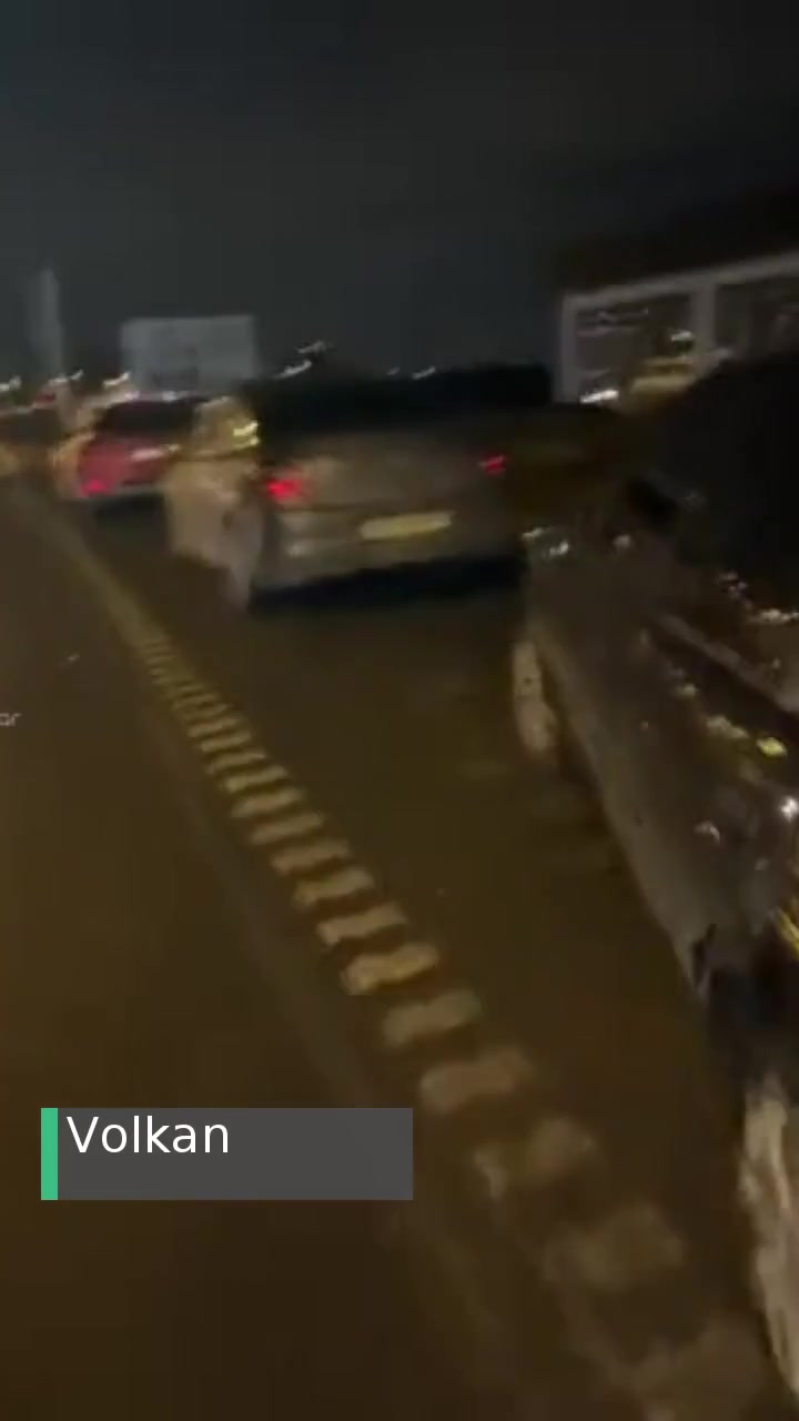 Kaldırımlar Park Yeri Değil! videonun kapak resmi