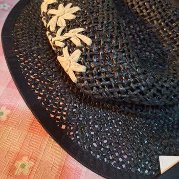 Hasır Fötr Şapkam Paketleme Hatası Nedeniyle Ezildi, Yeniden Gönderim Talebi