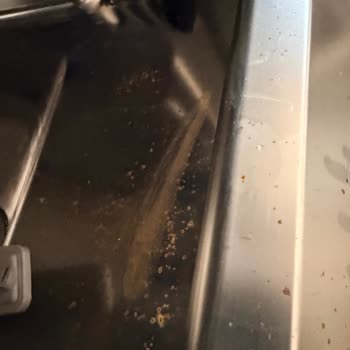 Paslanan Yeni Bulaşık Makinesi Ve İade Reddi