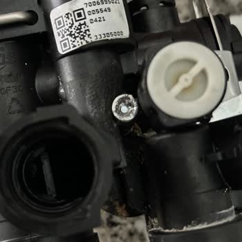 ECA Citius Premix 24 KW Kombide Tekrarlayan Su Sızdırma Ve Ücretsiz Onarım Talebi