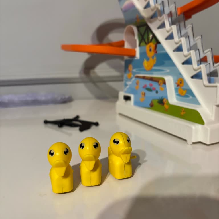 Pilsan Pilli Dönen Ördekli Oyuncakta Kanatların Kısa Sürede Kırılması Ve Yedek Parça Talebi