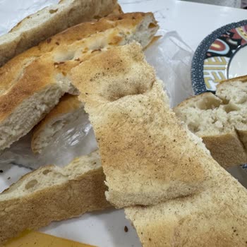 Şok Market Gaziemir Beyazevler Şubesinde Açık Ekmekte Kıl Sorunu