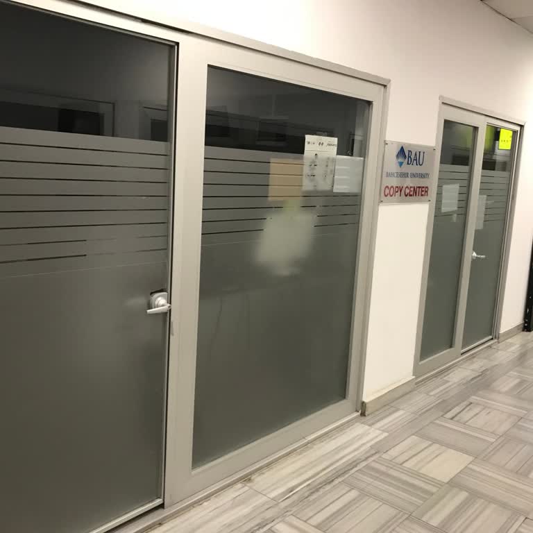 Copy Center’da Kaba Ve Küçümseyici Davranış