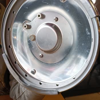 Korkmaz Düdüklü Tencerede Patlama ve Büyük Maddi Zarar, Ücretsiz Değişim Talebi