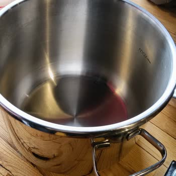 Korkmaz Düdüklü Tencerede Patlama ve Büyük Maddi Zarar, Ücretsiz Değişim Talebi