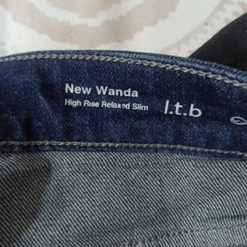 Ağır Kimyasal Koku Ve Sağlık Sorunları Nedeniyle Kot Pantolon İadesi Talebi