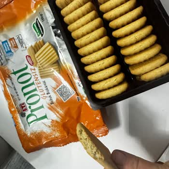 Eti Gıda Ürünü Açtığımızda Yoğun Şekilde Petrol Benzeri, Kimyasal Bir Koku Olduğunu Fark Ettik