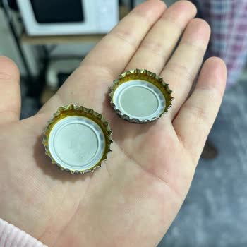 Paslı Kapak Ve Ağızla Gelen Doğal Maden Su Şikayeti