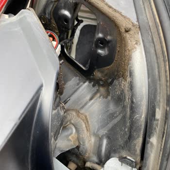 Kia Cerato Bagajda Su Sızması: Kronik Üretim Hatası