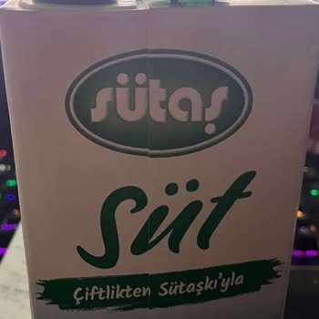 Migros Kocaeli Kartepe Şubesinde Sütaş Yağlı UHT Süt Kapaklarında Jelatin Bozukluğu