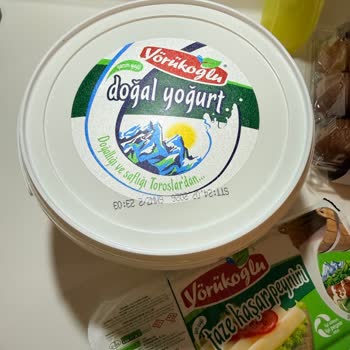 Yörükoğlu Yoğurdunda Tarih Geçmemiş Bakteri Benzeri Bozulma