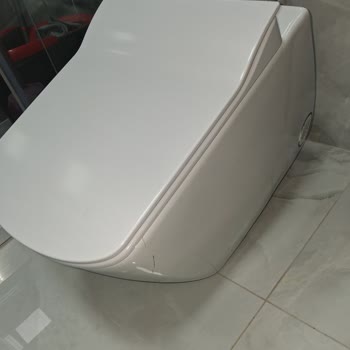 Alyanlı Asma Klozetin Fayans Üzerine Düşmesi Ve Sadece İki Ay Kullanılabilmesi