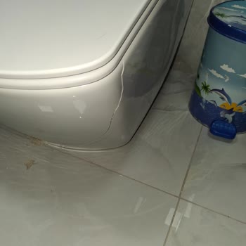 Alyanlı Asma Klozetin Fayans Üzerine Düşmesi Ve Sadece İki Ay Kullanılabilmesi