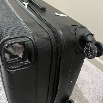 Eşimle Ayrı Oturmak Ve Kırık Bavul Nedeniyle Yaşadığım Mağduriyet