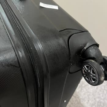 Eşimle Ayrı Oturmak Ve Kırık Bavul Nedeniyle Yaşadığım Mağduriyet