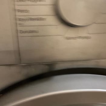 Beko Çamaşır Makinesi Kirli Çıkarıyor Ve Deterjan Bölmesinde Kalıcı Lekeler