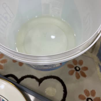 Schnelle Hatalı Montaj Ve Su Sızıntısı Nedeniyle Dolapların Küflenmesi Ve Maddi Zarar