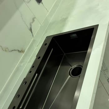 Schnelle Hatalı Montaj Ve Su Sızıntısı Nedeniyle Dolapların Küflenmesi Ve Maddi Zarar