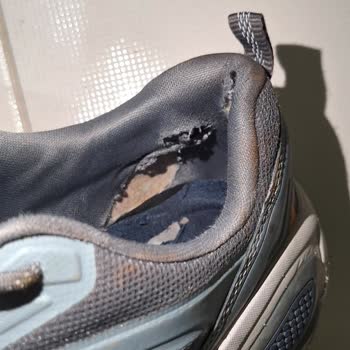 Ayıplı Skechers Arch Fit 2.0 Ayakkabının Deforme Olması Ve Değişim Talebi