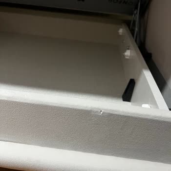 Konfor Mobilya Teşhir ve Defolu Mobilya Gönderildi, Satıcı İade Yapmayı Reddetti