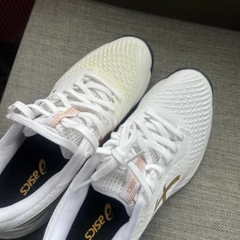 Intersport Kusurlu Ayakkabı Ve Verilen Hediye Çekinin Tanımlanmaması