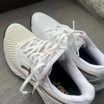 Intersport Kusurlu Ayakkabı Ve Verilen Hediye Çekinin Tanımlanmaması