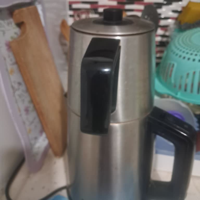 Beko Çaycıda Su Sızıntısı Ve Rezistans Sorunu: Tamir Veya Değişim Talebi