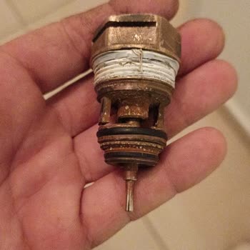 Termodinamik Isıtma Sistemleri Kombide 3 Yollu Vana Parçası Bulunamıyor