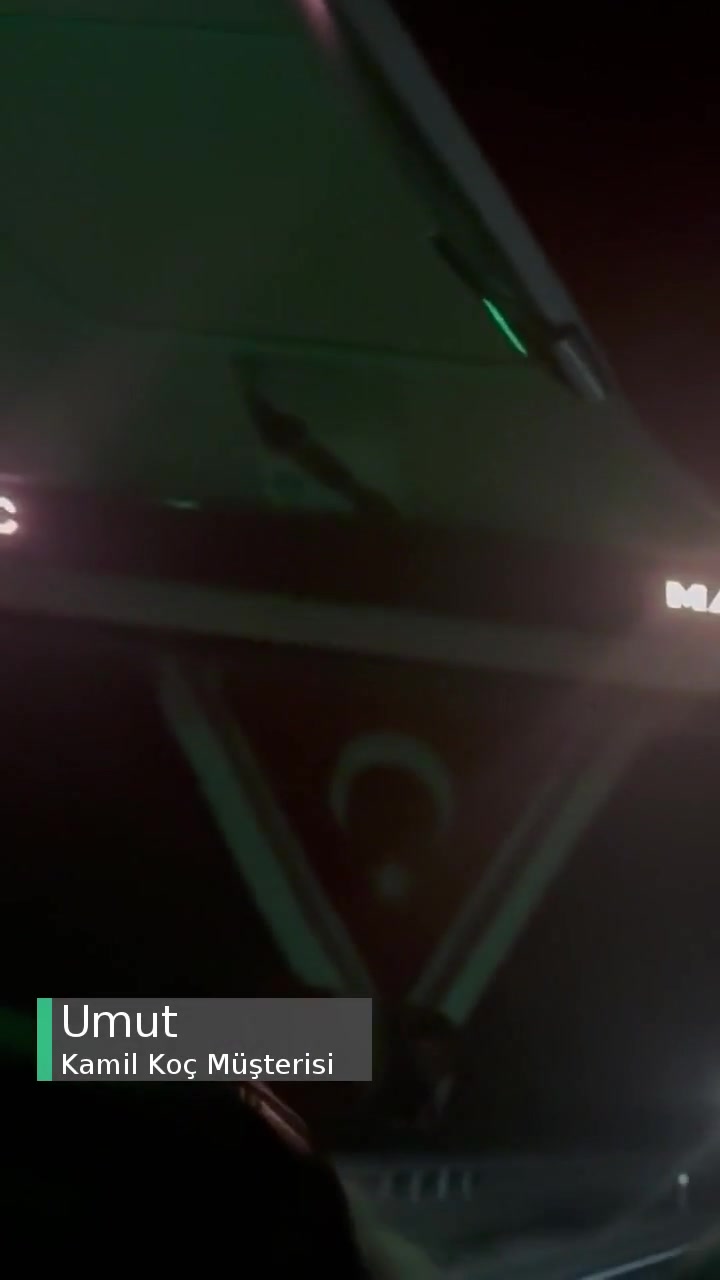 Kamil Koç Şoför Sigara İçiyor! videonun kapak resmi