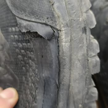 Üç Ayda Deri Çatlayan Ve Tabanı Ayrılan Ayakkabı İçin Ücret İadesi Talebi