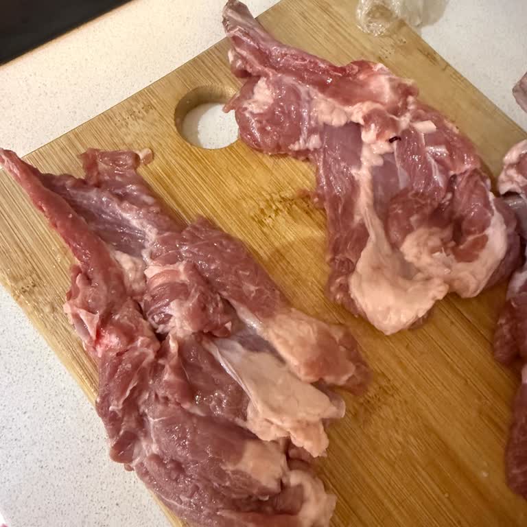 Migros Kuzu Pirzolada Kalitesiz Ve Eksik Parçalar Teslim Edildi!