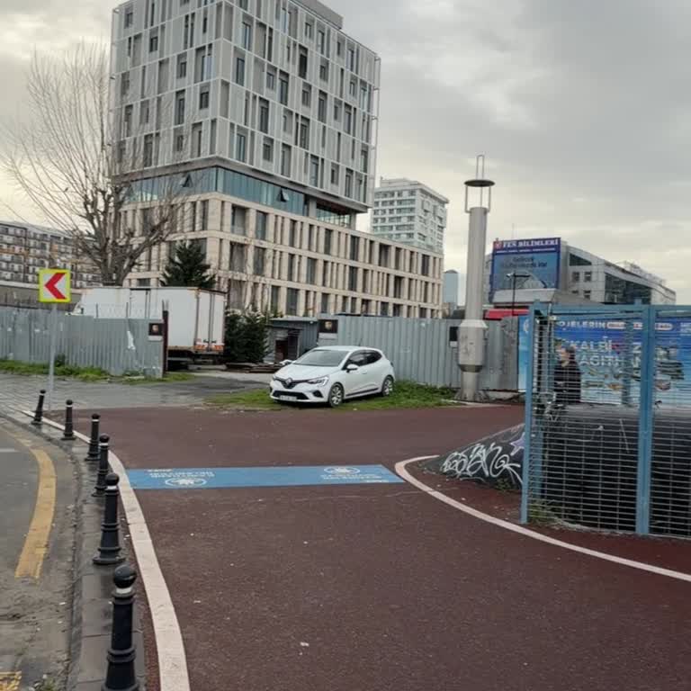 UPS Kağıthane Şubesinde Kargo Alım Gecikmesi Ve Saygısız İletişim