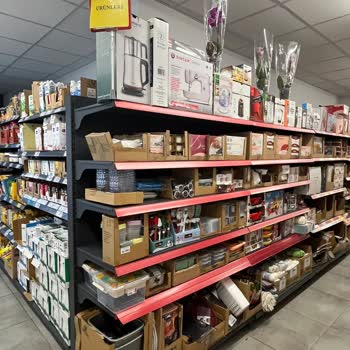 A101 Katalog Ürününün Raflarda Olmasına Rağmen Satılamaması Ve Personelin Kaba Tutumu!