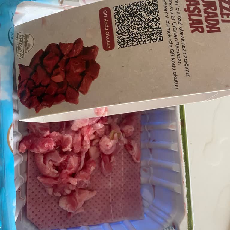 Amasya Et Paketi Görseli İle Gerçek İçeriği Uyuşmuyor, Yüksek Yağ Ve Sinir Oranı