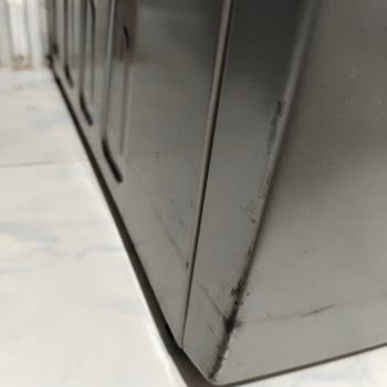 Servis Sonrası Çatlaklı Makine Ve Yanlış Hortum Bağlantısı