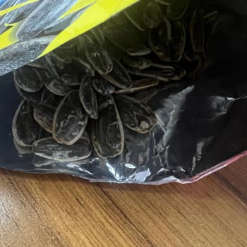 Klasik Çekirdek Etiketi Yanıltıcı: Tuzlu Ürün Beklentiyi Boşa Çıktı