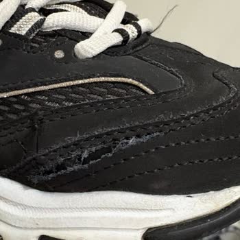 Dikiş Yerinden Yırtılan Skechers Copper Divine Ayakkabı Ayıplı Ürün Değişim Talebi