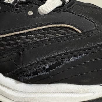 Dikiş Yerinden Yırtılan Skechers Copper Divine Ayakkabı Ayıplı Ürün Değişim Talebi