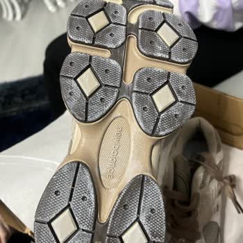 Step Türkiye'den Ayıplı Ayakkabı: Ot Parçaları Ve Görsel Uyuşmazlığı, Tam İade Talebi