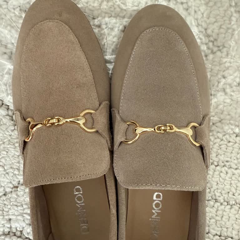 Derimod Kadın Loafer Ayakkabısında Renk Uyuşmazlığı Ve Çözüm Reddi