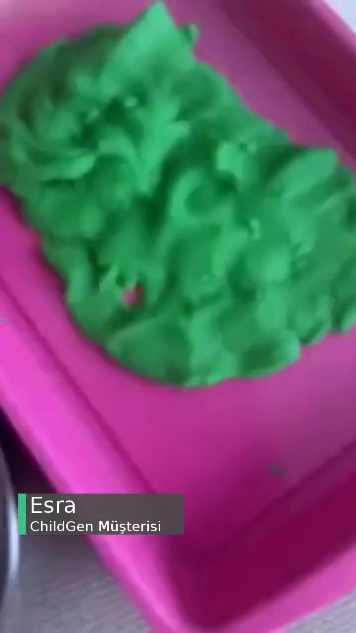 Childgen Oyun Hamurundan Çıkan Cam Parçaları! videonun kapak resmi