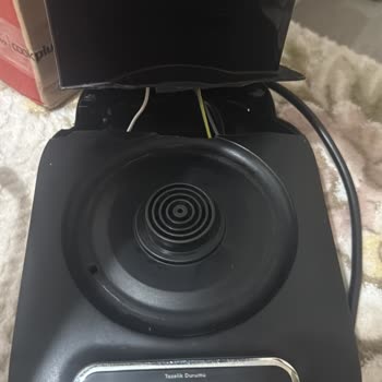 Karaca Konuşan Çaycı Tamir Sürecinde Kırık Ürün Geri Geldi: Değişim Ya Da İade Talebi